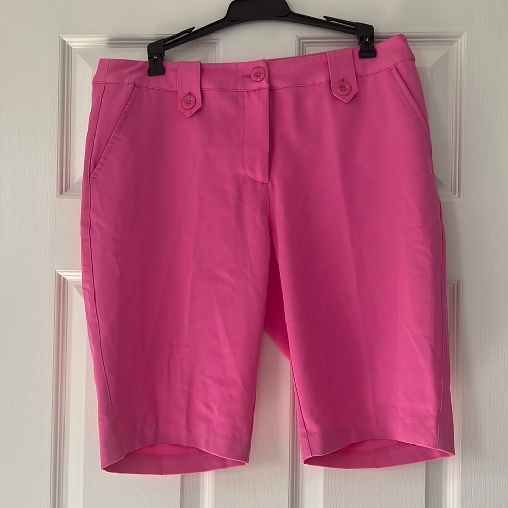 New! Greg Norman pink golf shorts, size 8